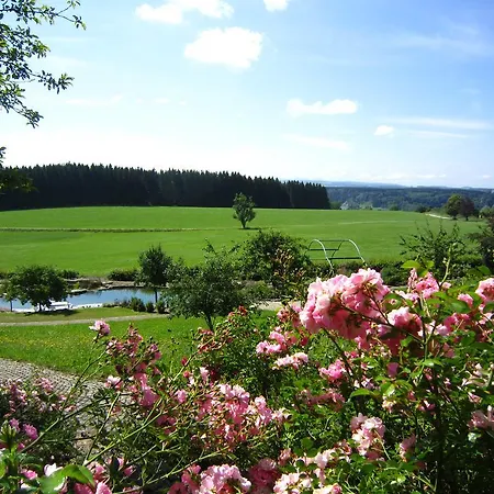 Gaestehaus Schloss Kronburg
